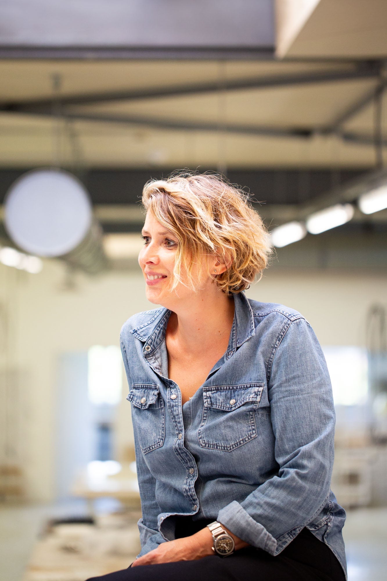 Silène Fry : Dialogue poétique entre geste et matière