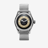 SERICA 6190 TXD 'Tuxedo' couronne 3h automatique. Gros plan du boîtier acier et cadran bi-ton émaillé noir et beige.