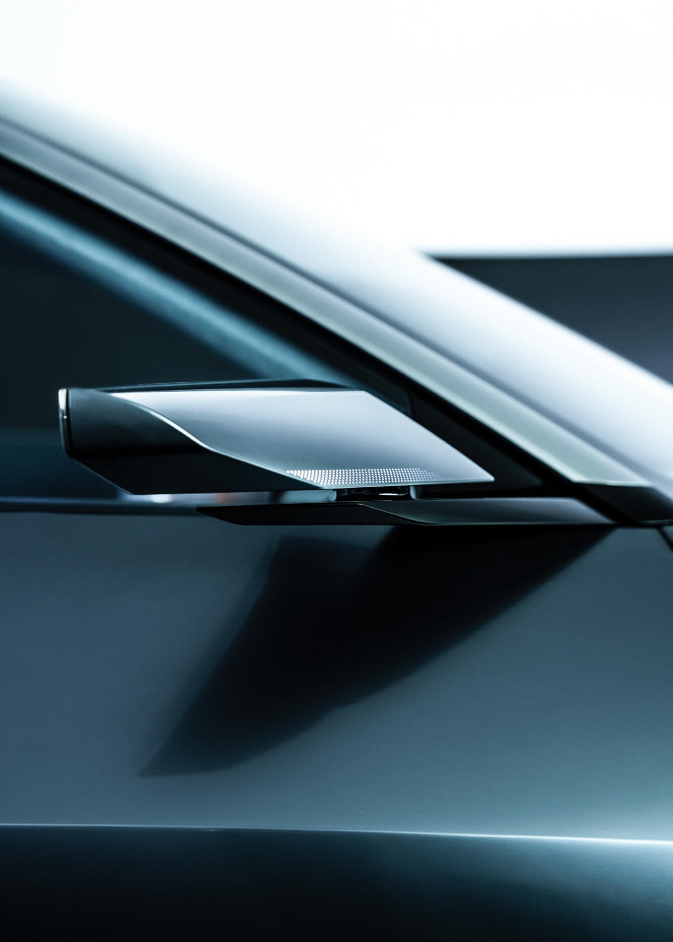 Serica Watches - SERICA x PEUGEOT RCZ VISION