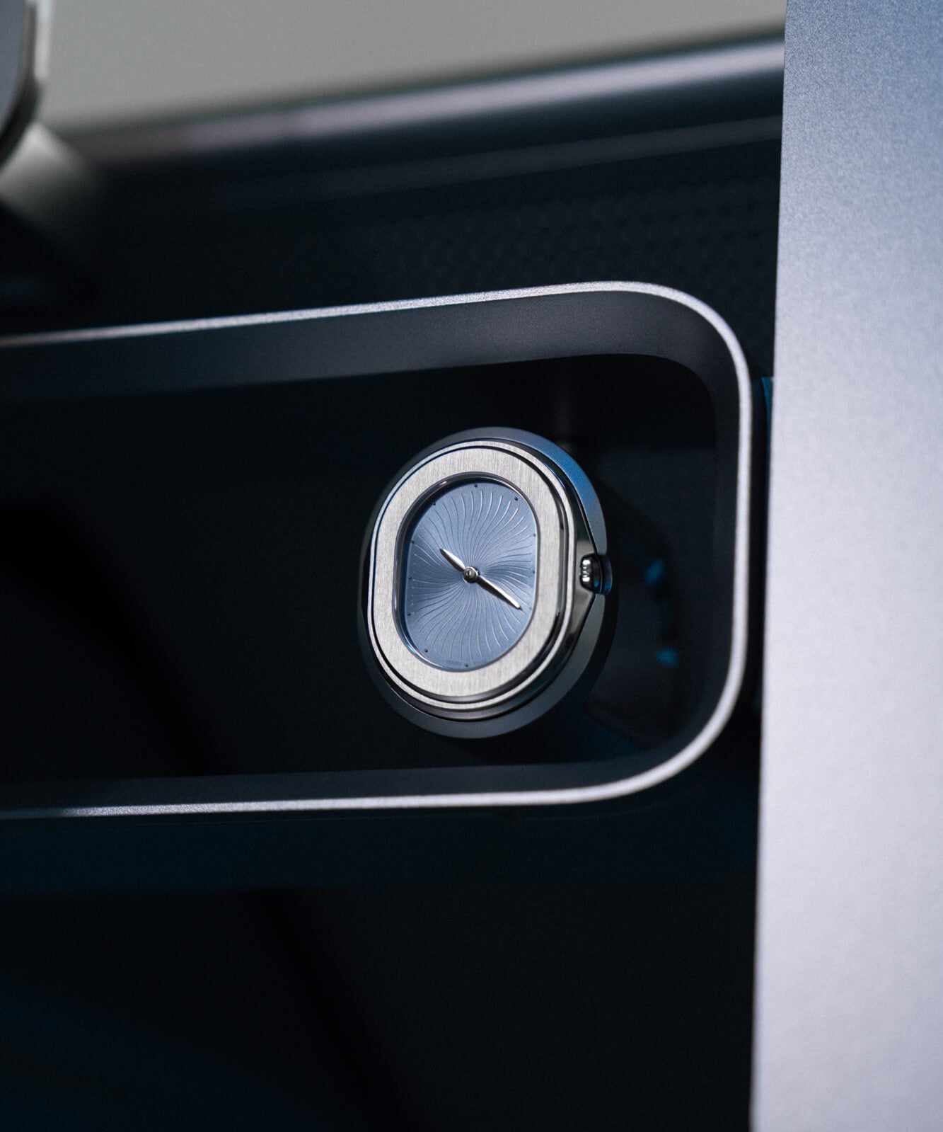 Serica Watches - SERICA x PEUGEOT RCZ VISION