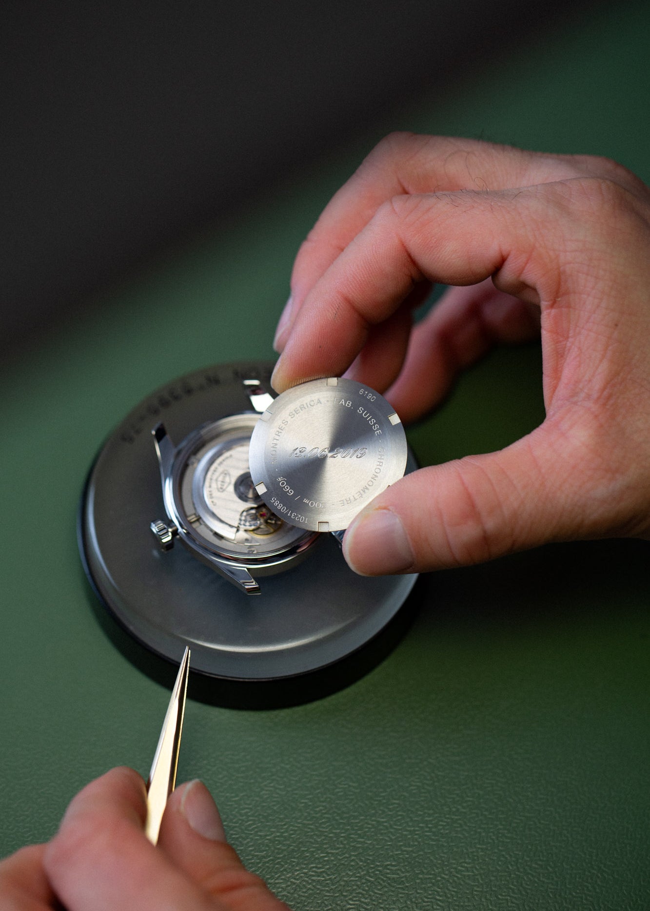 Serica Watches - Notre service de gravure