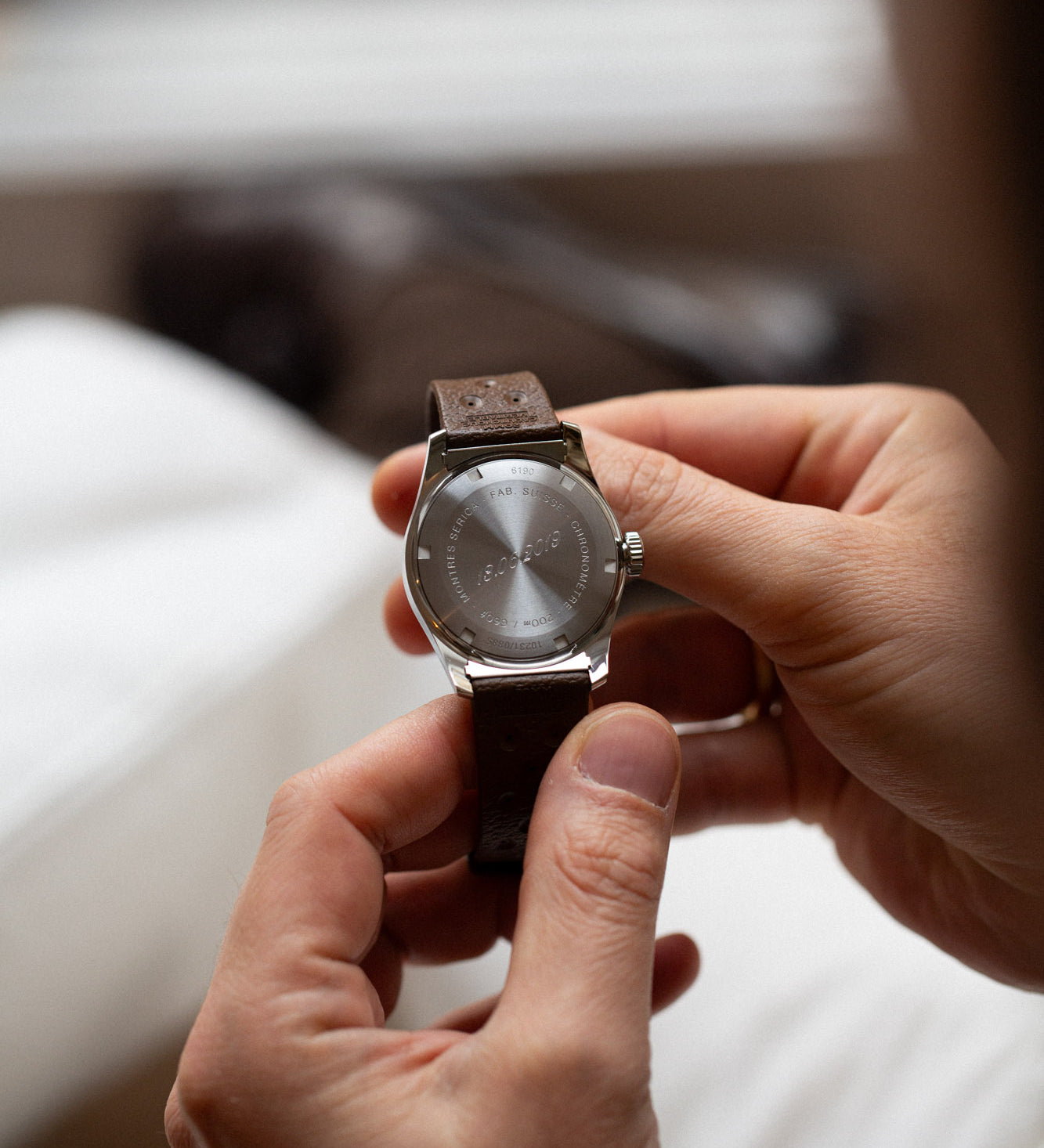 Serica Watches - Notre service de gravure