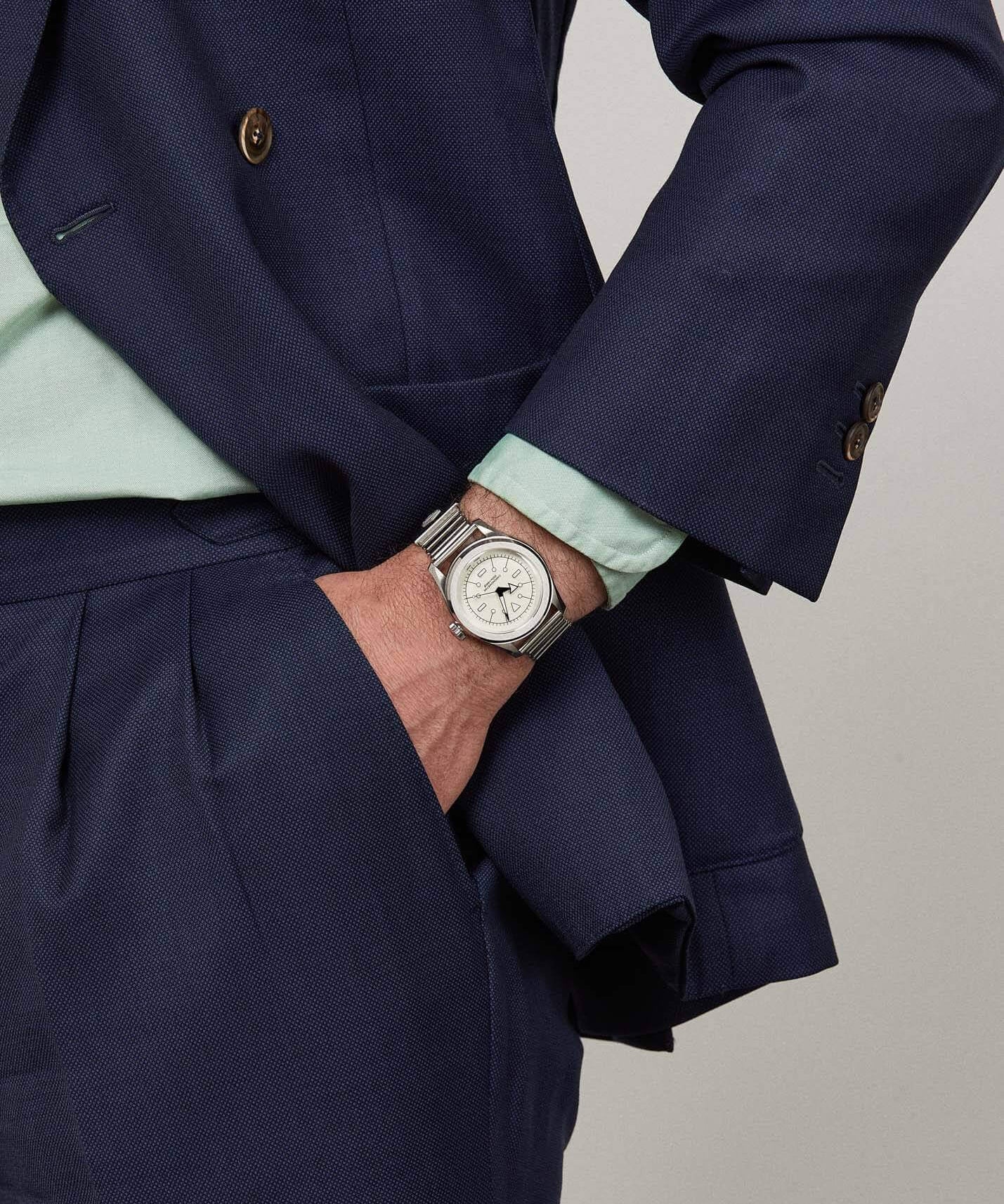 Serica Watches - Collection 5303