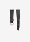 Serica Watches - Gros plan produit du bracelet de montre SERICA en cuir de lézard gris avec boucle acier signé SERICA