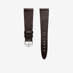 Serica Watches - Gros plan produit du bracelet de montre SERICA en cuir de lézard marron avec boucle acier signé SERICA