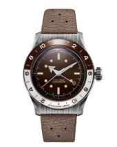 8315 - 2 GMT Rosso sabbia